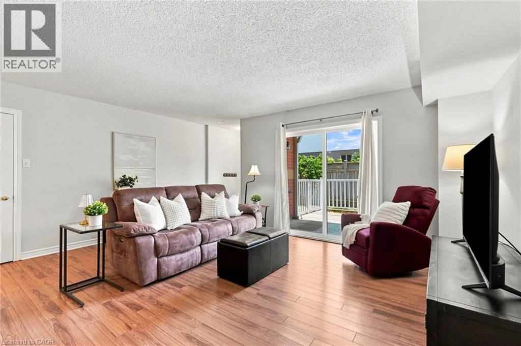 1701 Lampman Avenue Unit# 204, Burlington, Ontario  L7L 6R7 - Photo 6 - 40853840