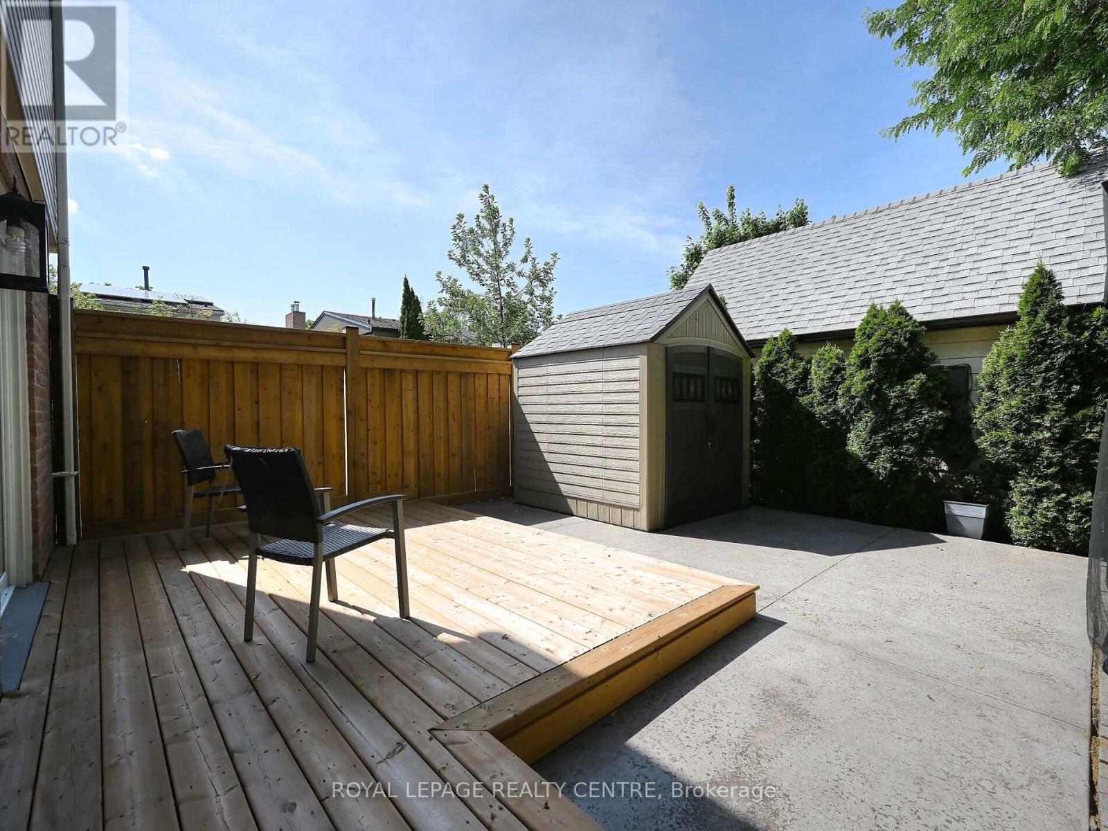 1221 Kos Boulevard, Mississauga, Ontario  L5J 4L3 - Photo 21 - W13645820