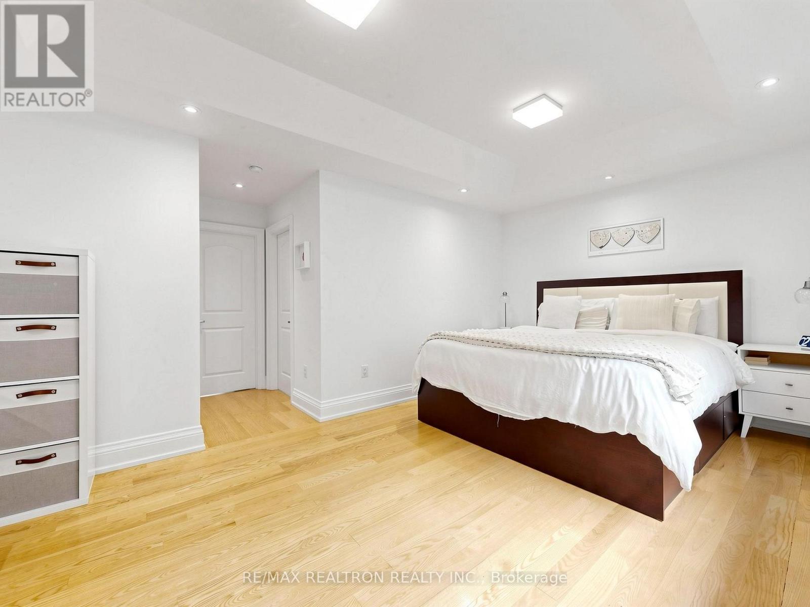 402 Glen Park Avenue, Toronto, Ontario  M6B 2E5 - Photo 23 - W13645842