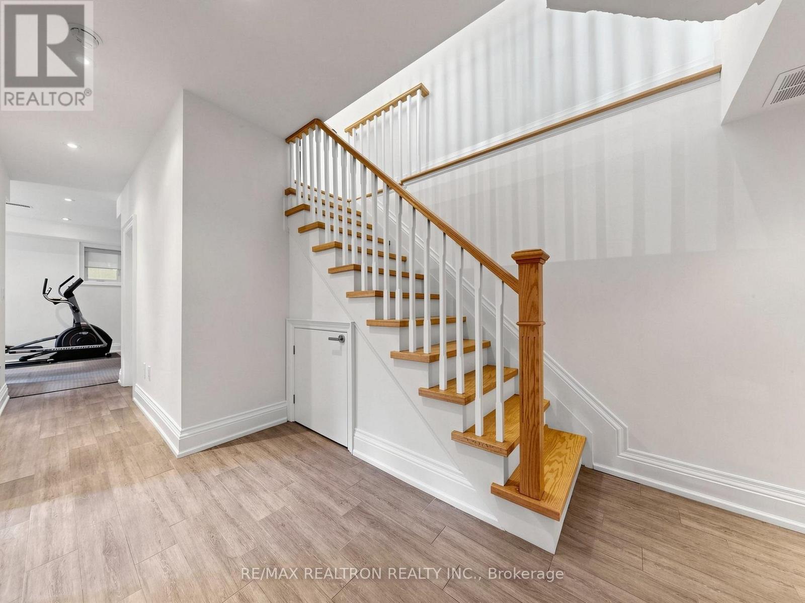 402 Glen Park Avenue, Toronto, Ontario  M6B 2E5 - Photo 35 - W13645842