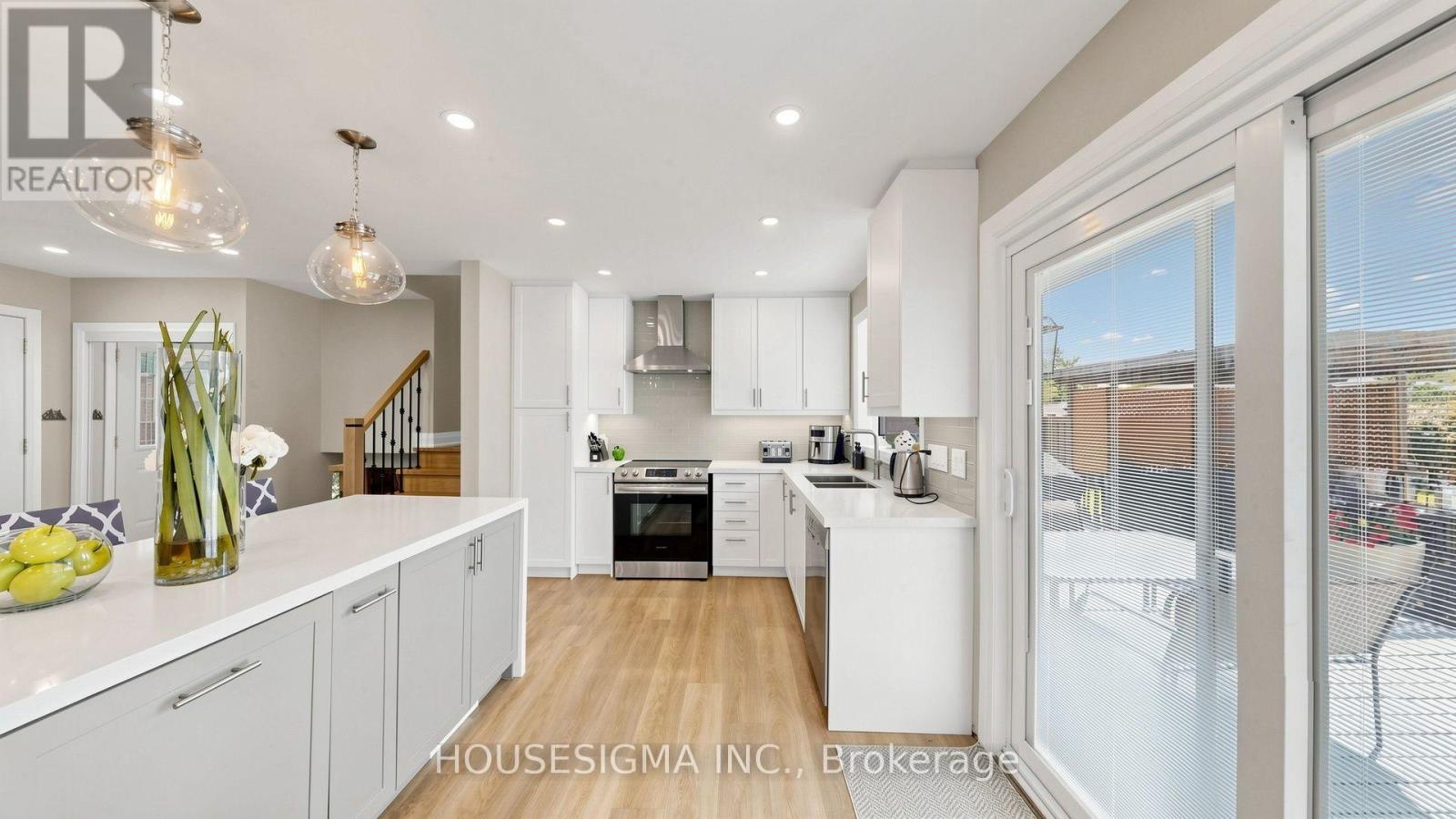 1486 Barker Avenue, Burlington, Ontario  L7P 2R4 - Photo 11 - W13645890