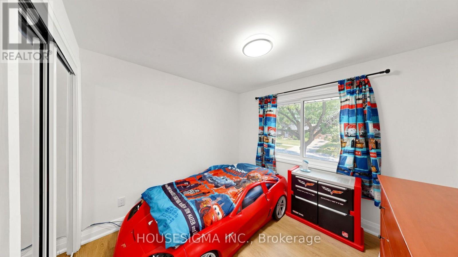 1486 Barker Avenue, Burlington, Ontario  L7P 2R4 - Photo 19 - W13645890