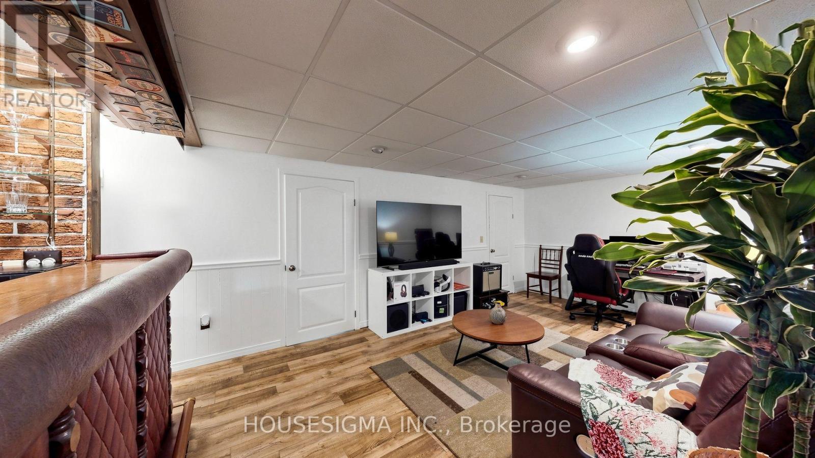 1486 Barker Avenue, Burlington, Ontario  L7P 2R4 - Photo 33 - W13645890