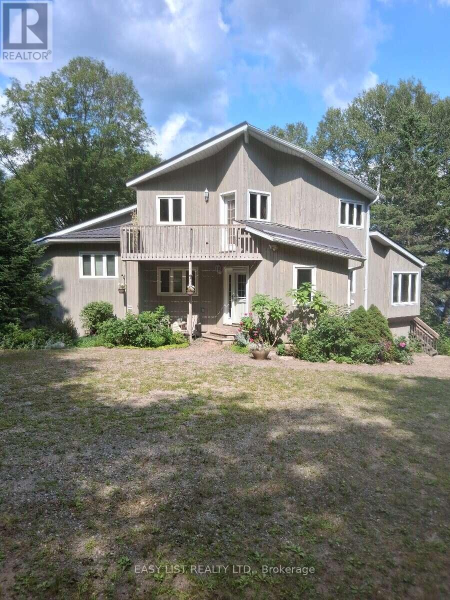 175 OLD MAN'S LAKE LANE, Magnetawan, Ontario