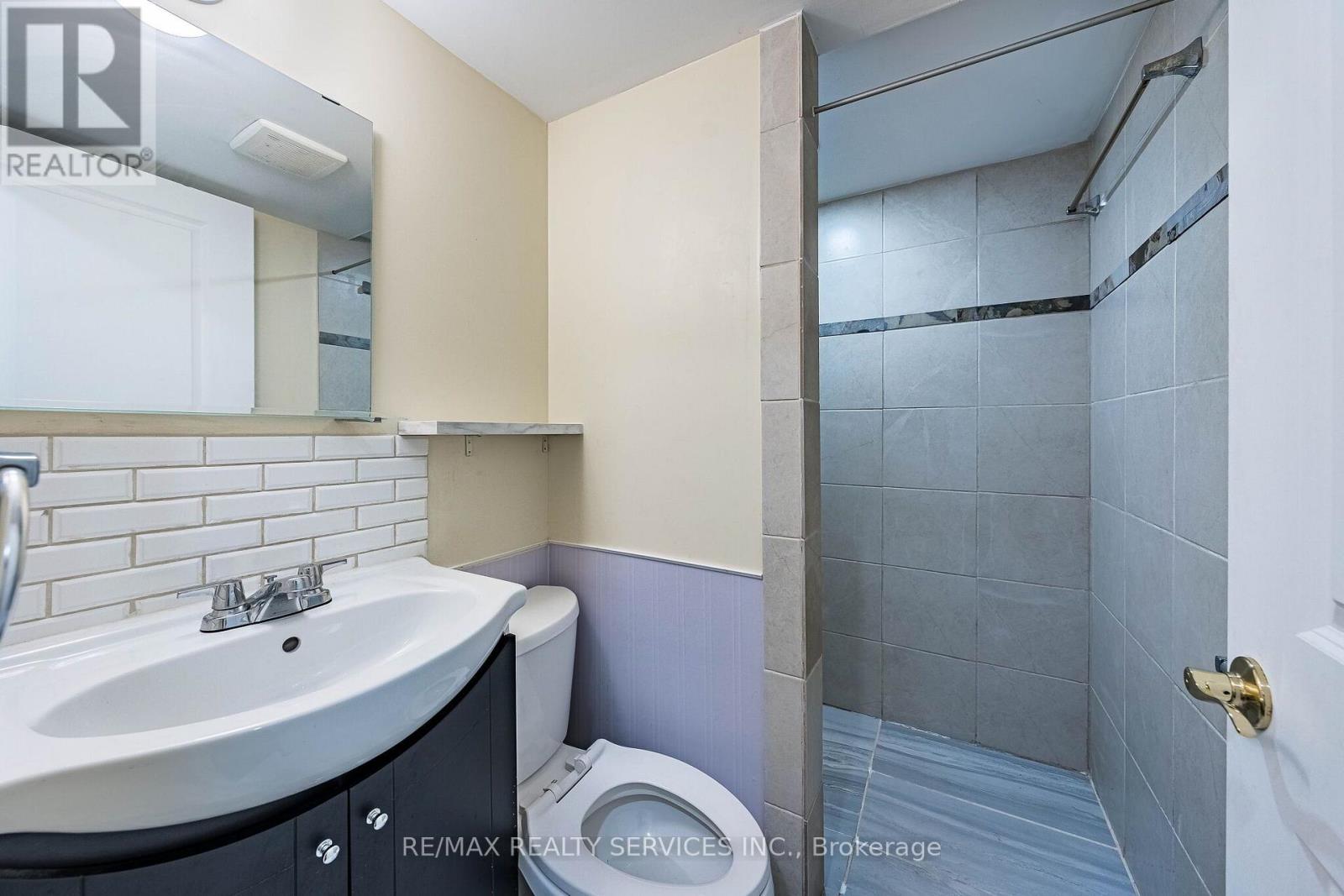 43 Sonoma Valley Crescent, Hamilton, Ontario  L9B 0J3 - Photo 48 - X13645916