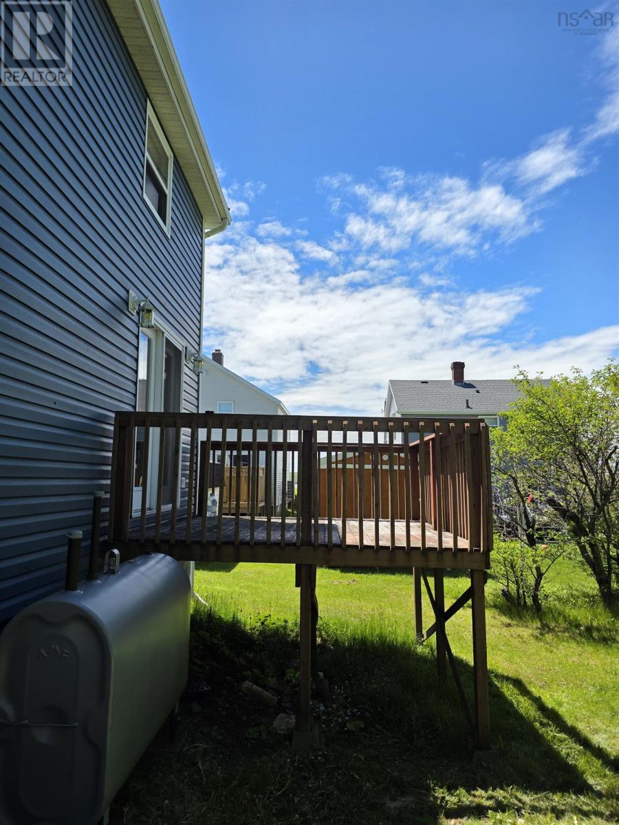73 Taylor Street, Sydney, Nova Scotia  B1N 2W5 - Photo 4 - 202615479