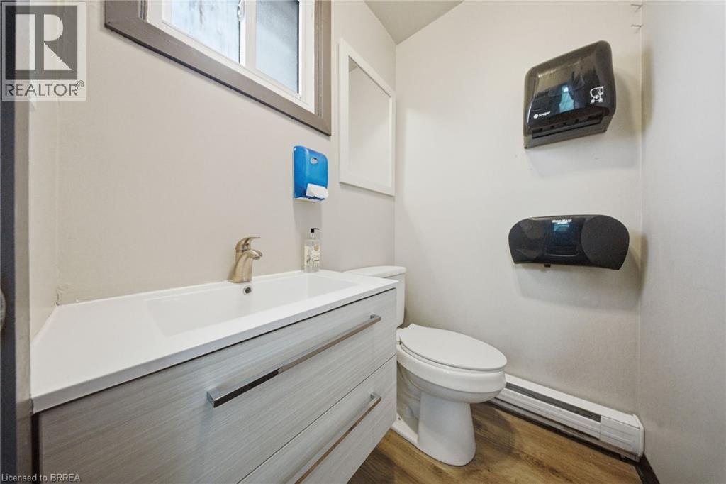 50 King George Road Unit# 3, Brantford, Ontario  N3R 5K7 - Photo 6 - 40825502