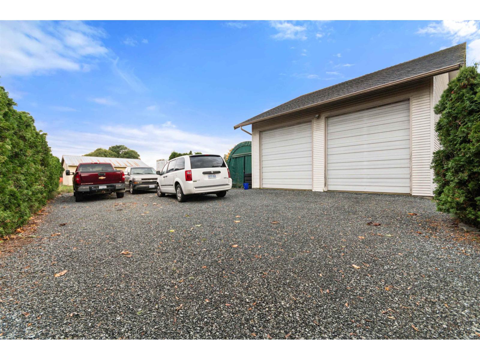 39965 No. 5 Road, Abbotsford, British Columbia  V3G 2G3 - Photo 3 - R3142449