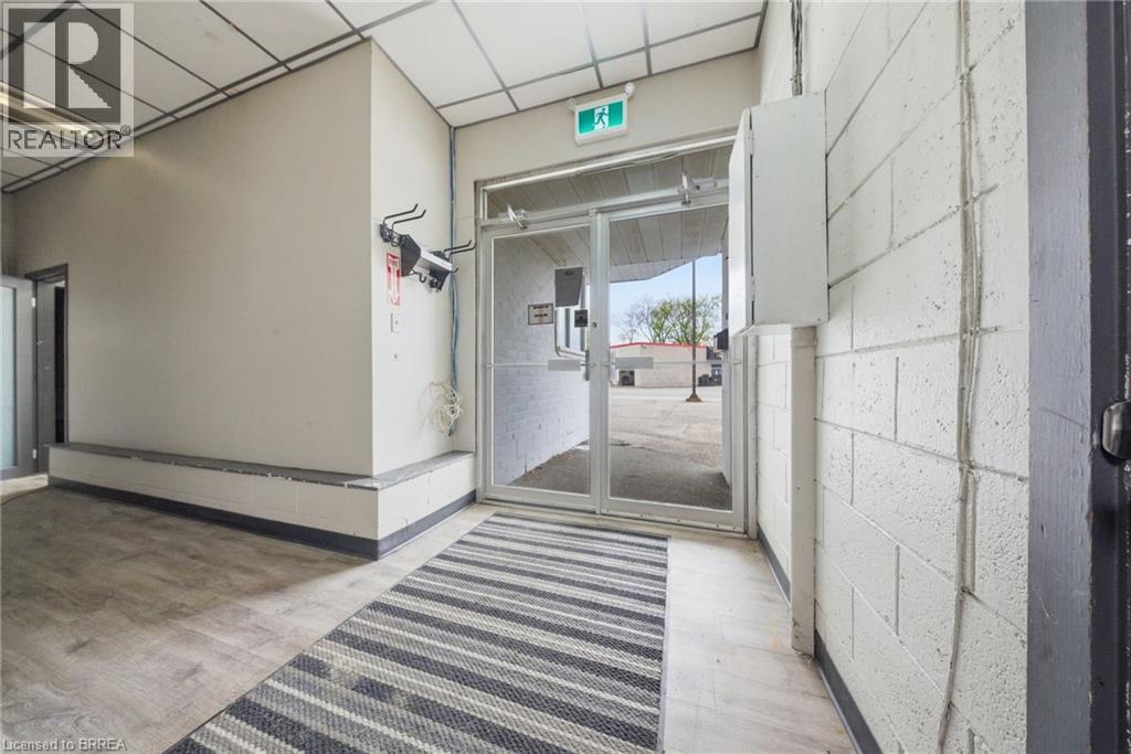 50 King George Road Unit# 3, Brantford, Ontario  N3R 5K7 - Photo 7 - 40825502