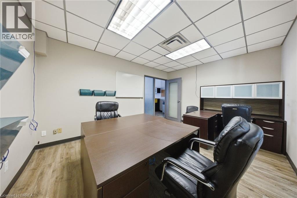 50 King George Road Unit# 3, Brantford, Ontario  N3R 5K7 - Photo 11 - 40825502