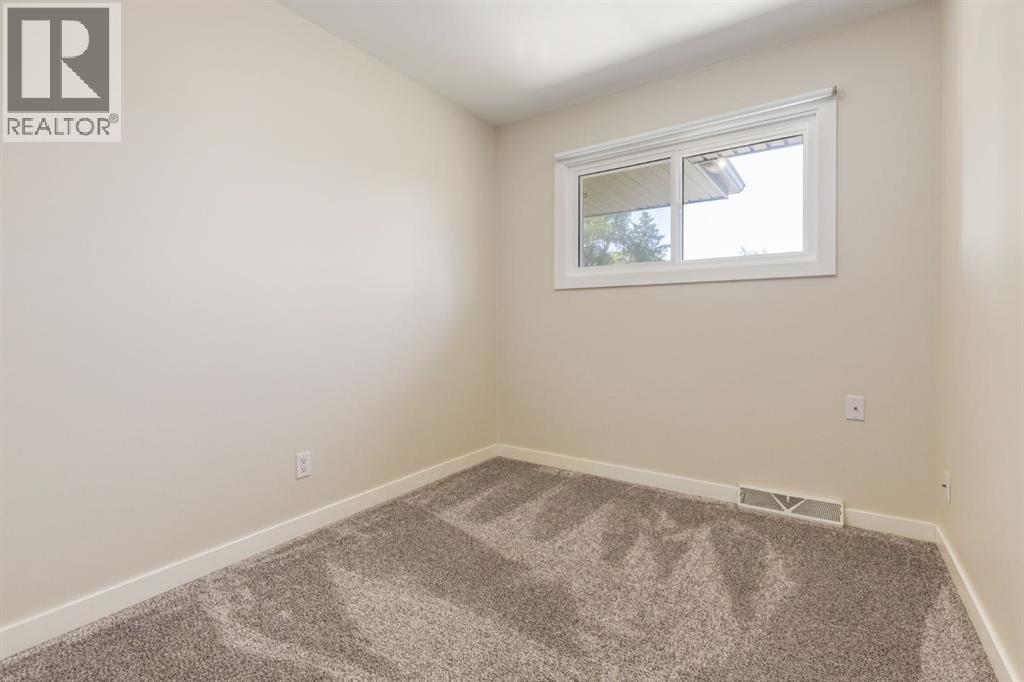 2024 43 Street Se, Calgary, Alberta  T2B 1H4 - Photo 12 - A2324699