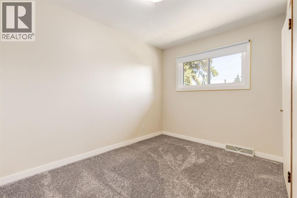 2024 43 Street Se, Calgary, Alberta  T2B 1H4 - Photo 16 - A2324699