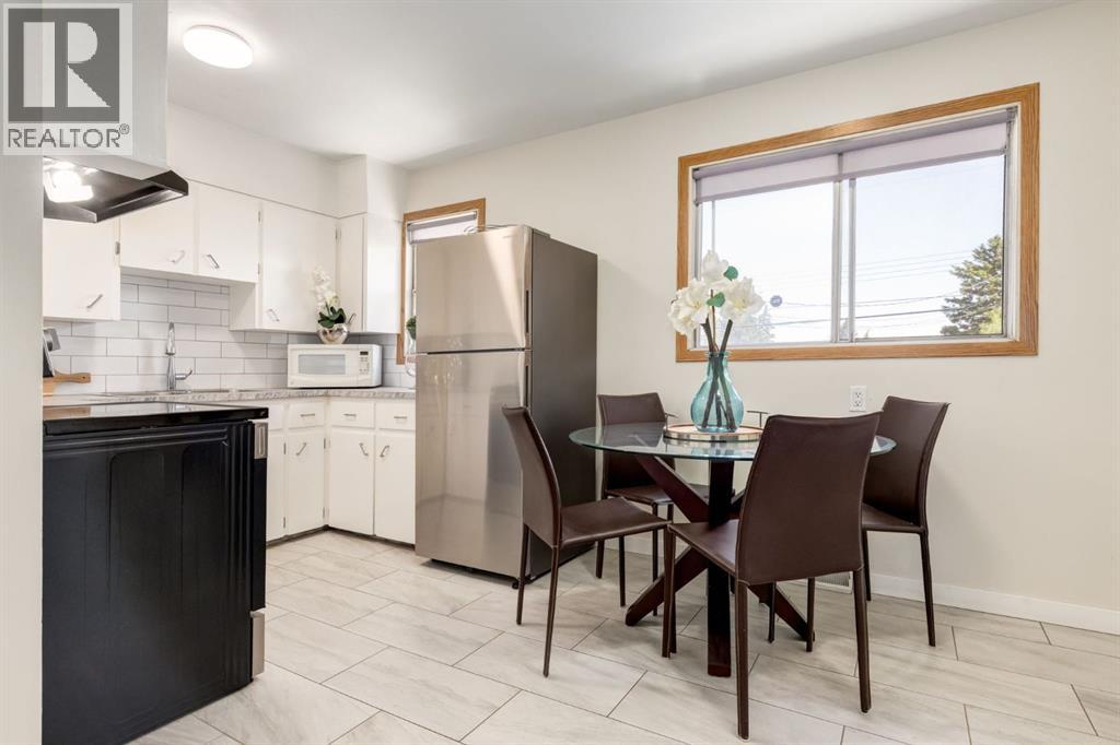 2024 43 Street Se, Calgary, Alberta  T2B 1H4 - Photo 9 - A2324699