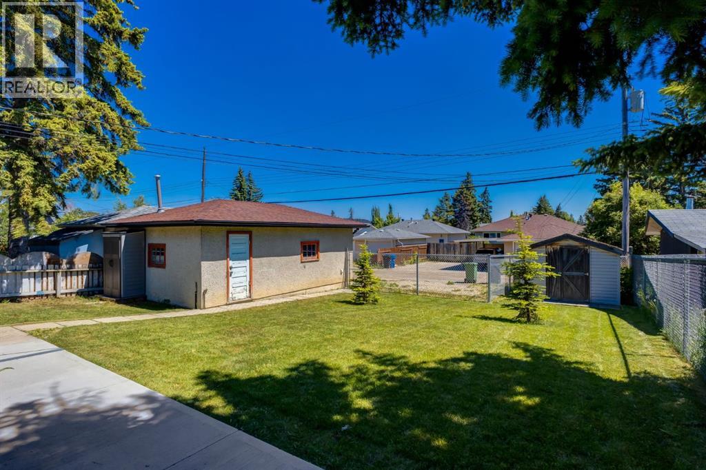 2024 43 Street Se, Calgary, Alberta  T2B 1H4 - Photo 39 - A2324699