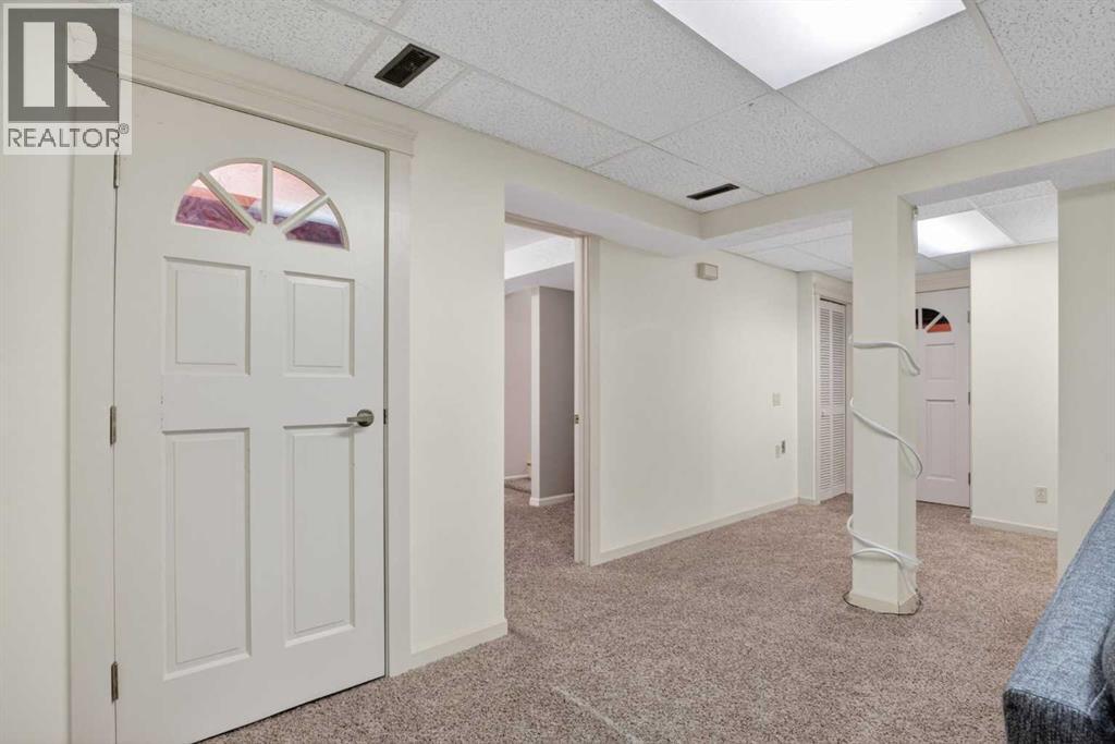 12 Wood Crescent SW, Calgary, Alberta  T2W 4B4 - Photo 43 - A2325999