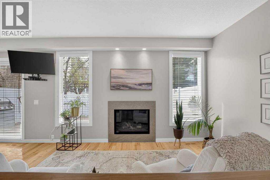 12 Wood Crescent SW, Calgary, Alberta  T2W 4B4 - Photo 16 - A2325999