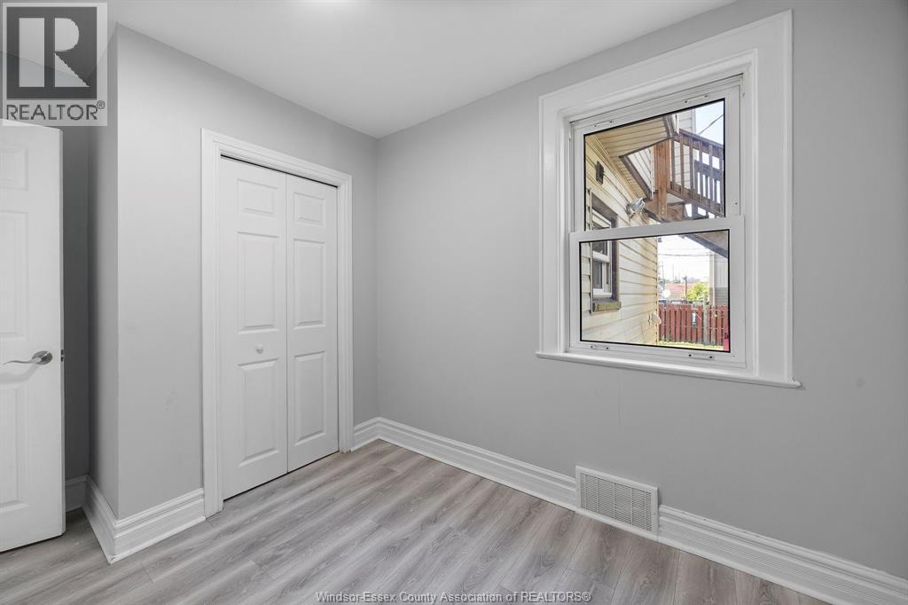 1056-1060 Niagara, Windsor, Ontario  N9A 3V2 - Photo 12 - 26019076