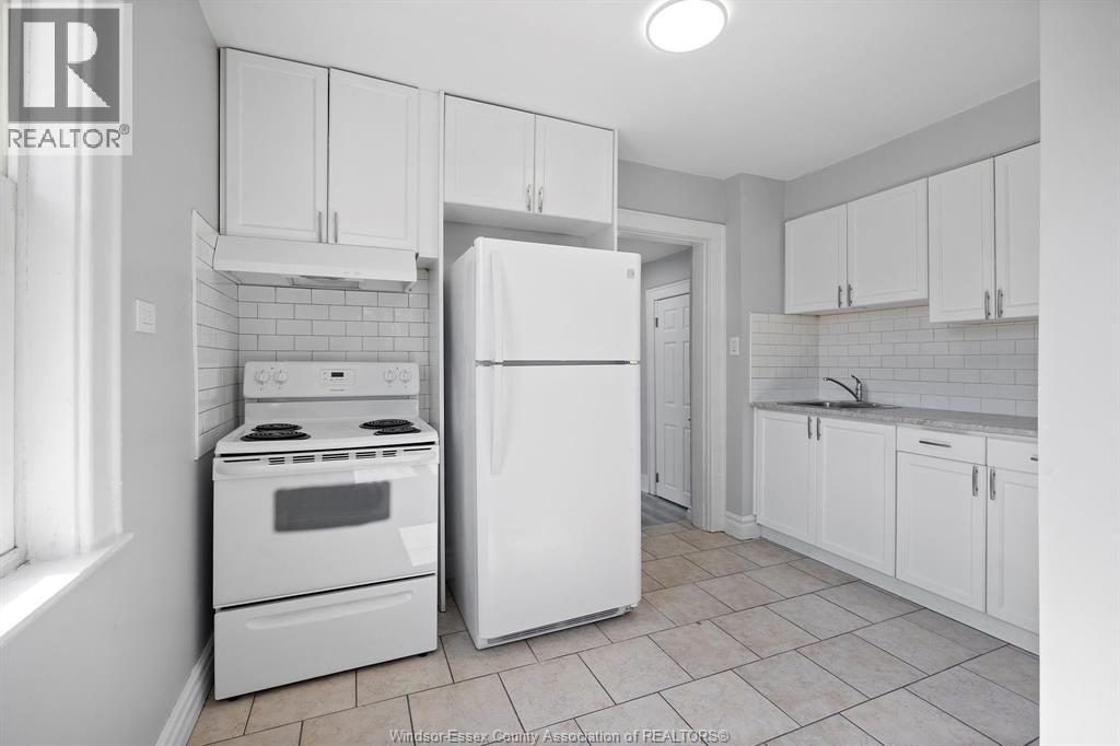 1056-1060 Niagara, Windsor, Ontario  N9A 3V2 - Photo 13 - 26019076