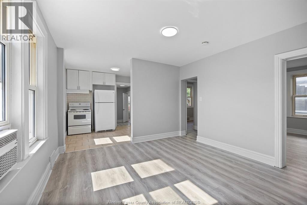 1056-1060 Niagara, Windsor, Ontario  N9A 3V2 - Photo 8 - 26019076