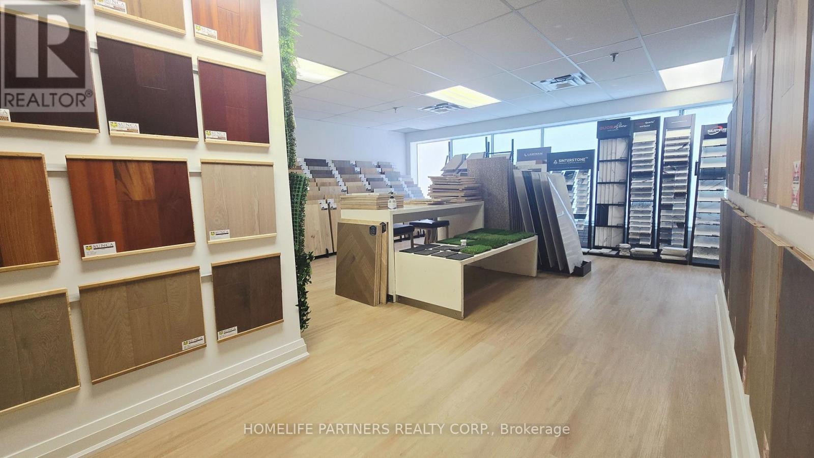 9 - 120 Woodstream Boulevard, Vaughan, Ontario L4L 7Z1 - Photo 2 - N13589642