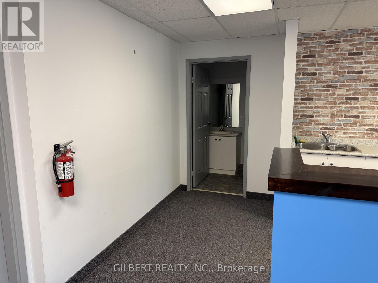 200 - 127 Corstate Avenue, Vaughan, Ontario L4K 4Y2 - Photo 9 - N13556524