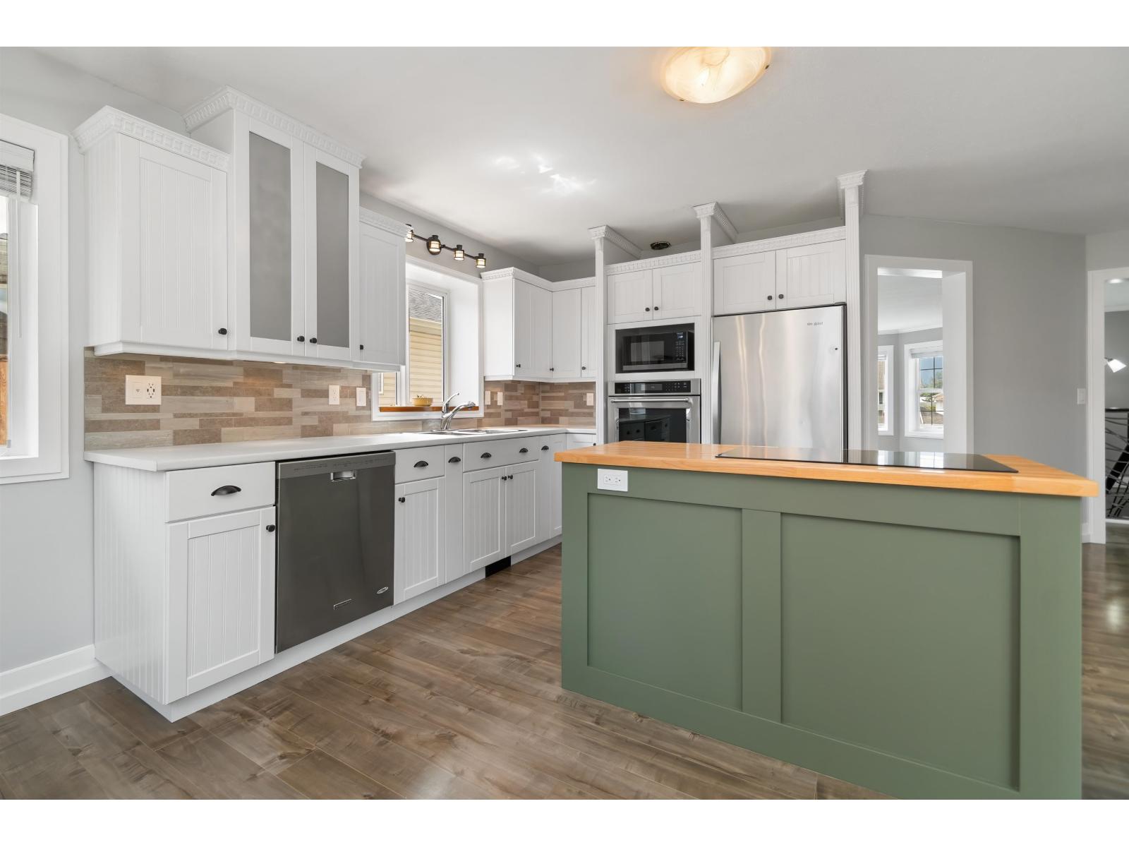 5730 Kathleen Drive, Sardis South, Chilliwack, British Columbia V2R 3Y8 - Photo 6 - R3145825