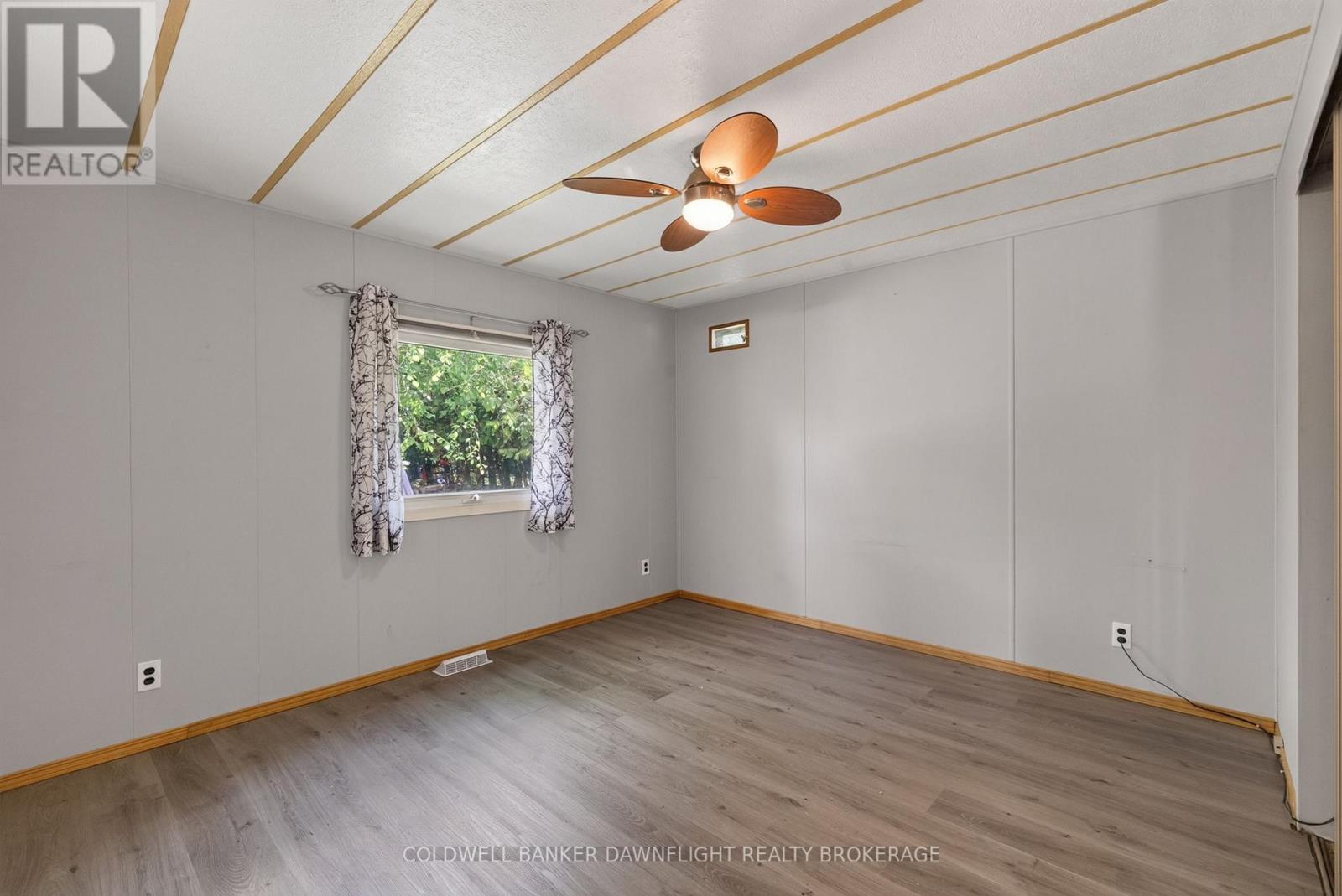 20 Redford Drive, South Huron, Ontario  N0M 1S3 - Photo 14 - X13645996