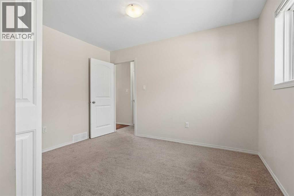 136 Mt Sundance Crescent W, Lethbridge, Alberta  T1J 0L4 - Photo 14 - A2327528