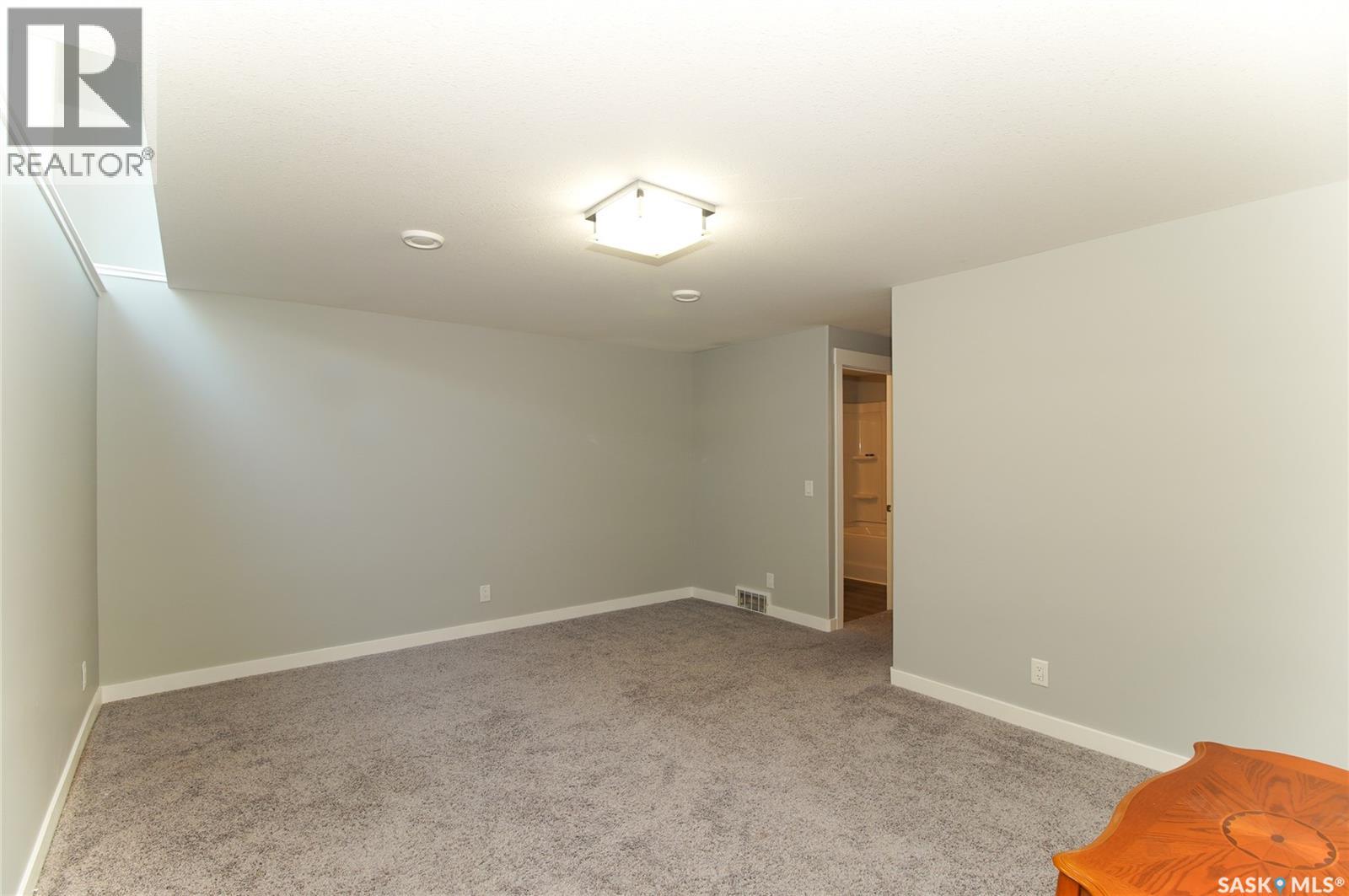 5624 Tutor Way, Regina, Saskatchewan  S4W 0N6 - Photo 31 - SK044275