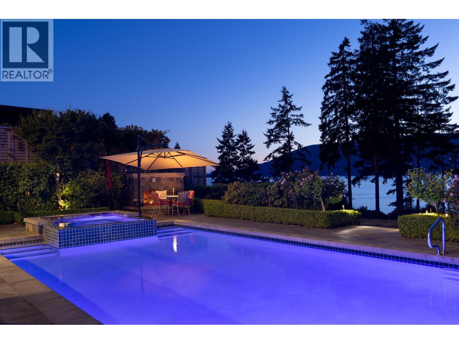 6154 Gleneagles Drive, West Vancouver, British Columbia V7W 1W3 - Photo 2 - R3079696