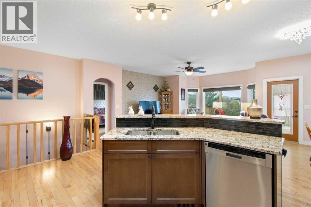 504 Harrison Court, Crossfield, Alberta  T0M 0S0 - Photo 10 - A2313641