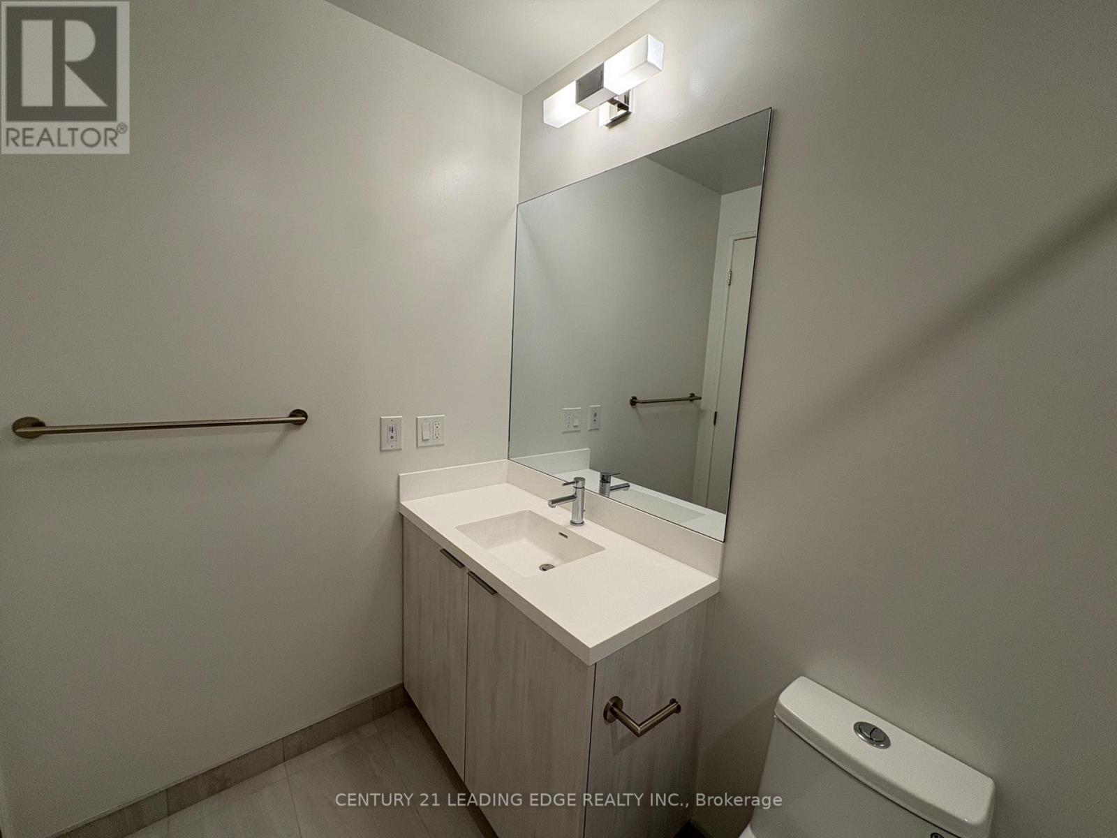 1926 - 400 King Street W, Toronto, Ontario  M5V 0X8 - Photo 25 - C13627342