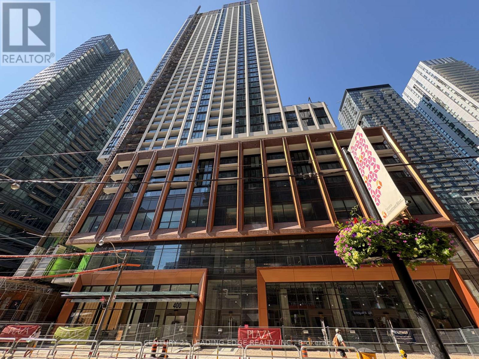1926 - 400 King Street W, Toronto, Ontario  M5V 0X8 - Photo 2 - C13627342