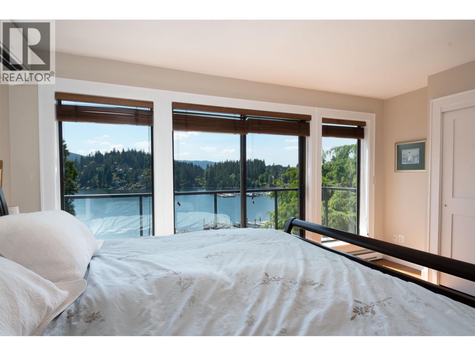 2643 Panorama Drive, North Vancouver, British Columbia  V7G 1V7 - Photo 25 - R3126899