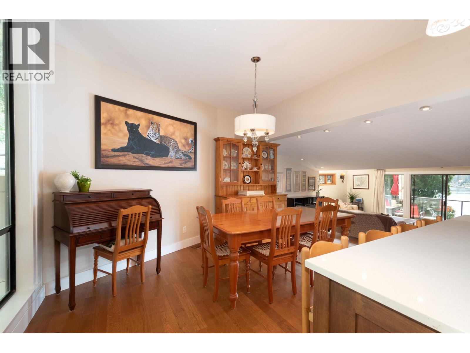 2643 Panorama Drive, North Vancouver, British Columbia  V7G 1V7 - Photo 7 - R3126899
