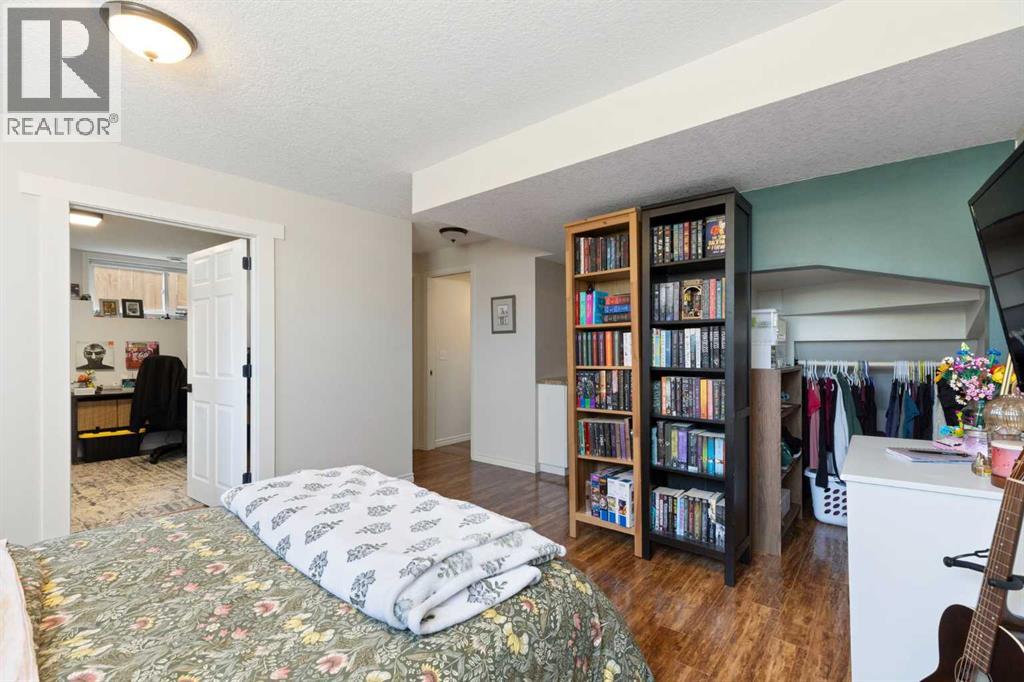 590 Coopers Drive SW, Airdrie, Alberta  T4B 3M4 - Photo 37 - A2329843