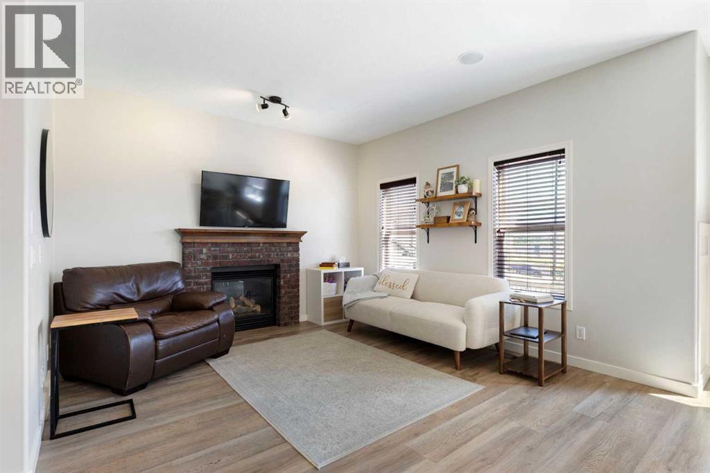 590 Coopers Drive SW, Airdrie, Alberta  T4B 3M4 - Photo 8 - A2329843