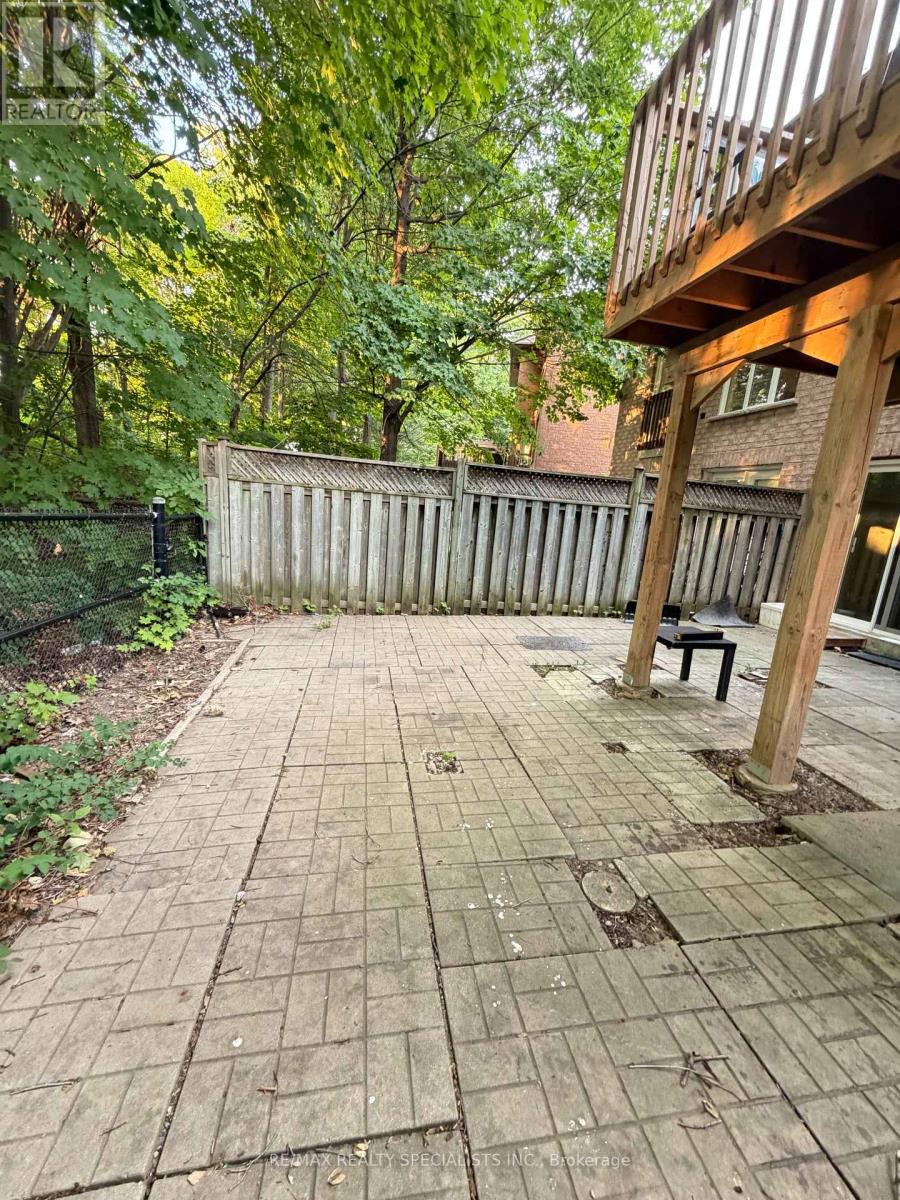 Lower - 5431 Tree Crest Court, Mississauga, Ontario L5R 3Z8 - Photo 16 - W13644154