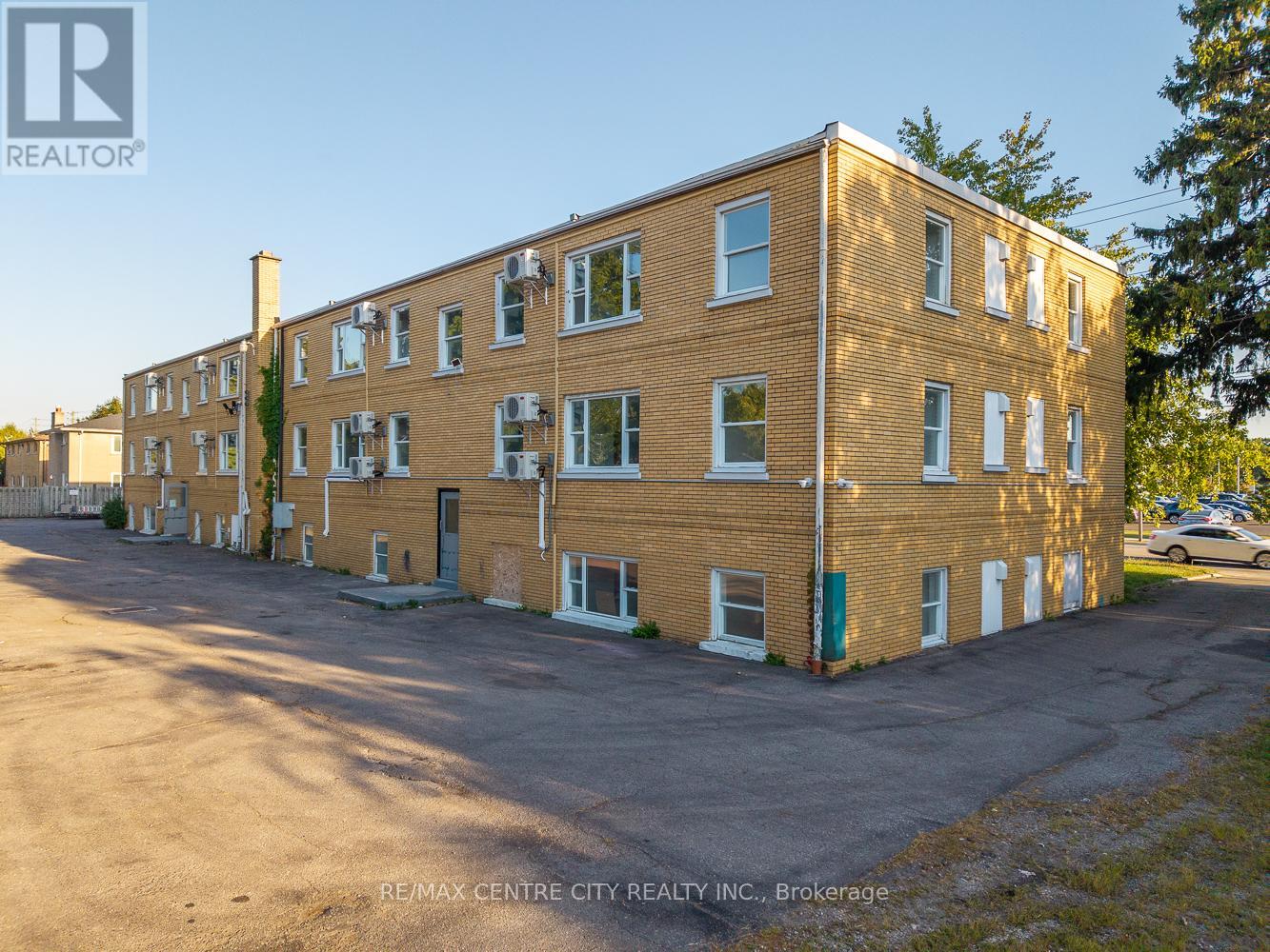 11 - 232 Elm Street, St. Thomas, Ontario  N5R 1J5 - Photo 21 - X12542582
