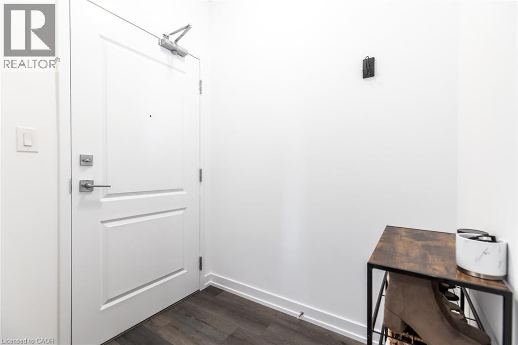 10 Mallard Trail Unit# 531, Waterdown, Ontario  L0R 2H1 - Photo 3 - 40853920