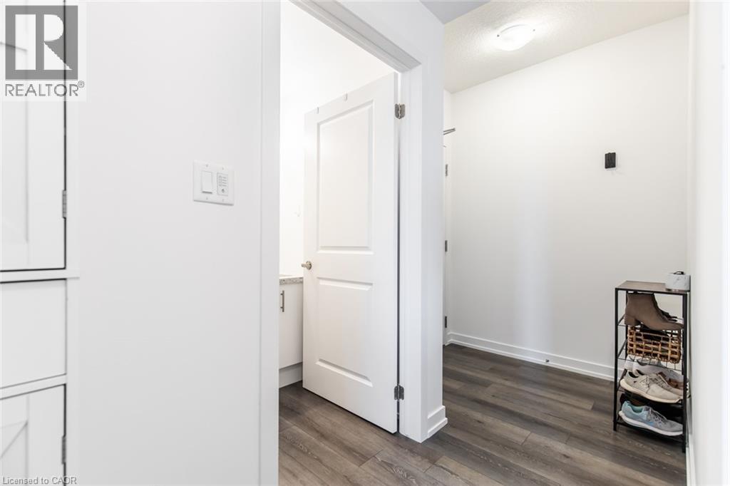 10 Mallard Trail Unit# 531, Waterdown, Ontario  L0R 2H1 - Photo 4 - 40853920