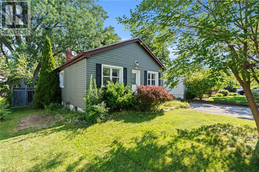 123 Morton Avenue, Brantford, Ontario  N3R 2N9 - Photo 3 - 40853883
