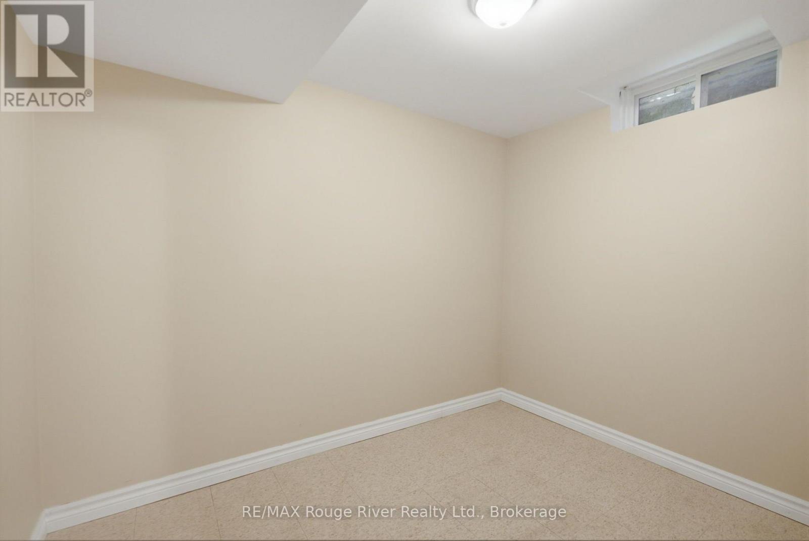 692 Avery Court, Oshawa, Ontario  L1K 1S8 - Photo 38 - E13646022