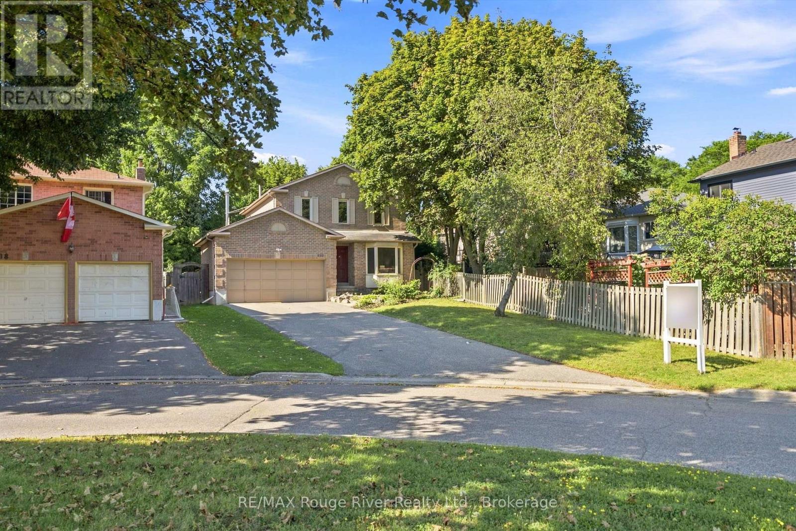 692 Avery Court, Oshawa, Ontario  L1K 1S8 - Photo 46 - E13646022