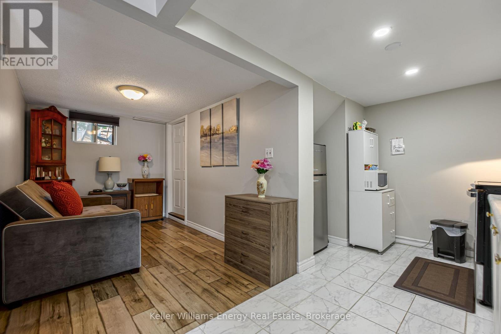 405 Bernhard Crescent, Oshawa, Ontario  L1G 2B7 - Photo 27 - E13646036