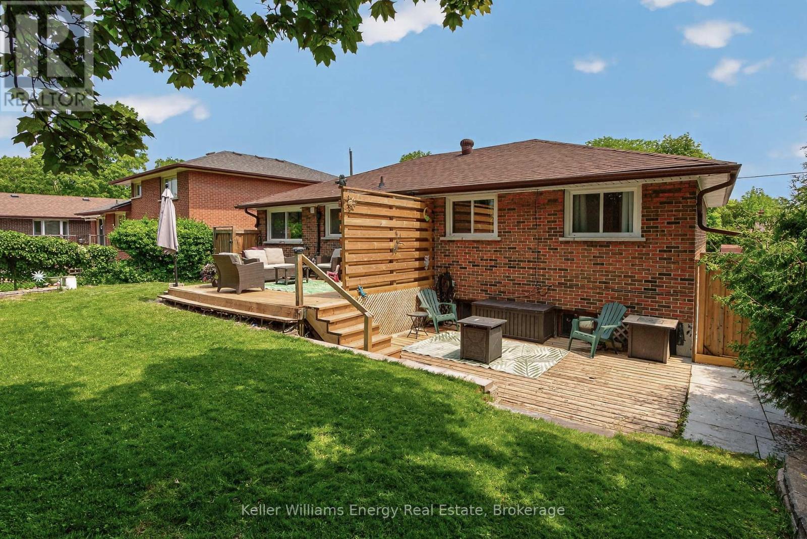 405 Bernhard Crescent, Oshawa, Ontario  L1G 2B7 - Photo 35 - E13646036
