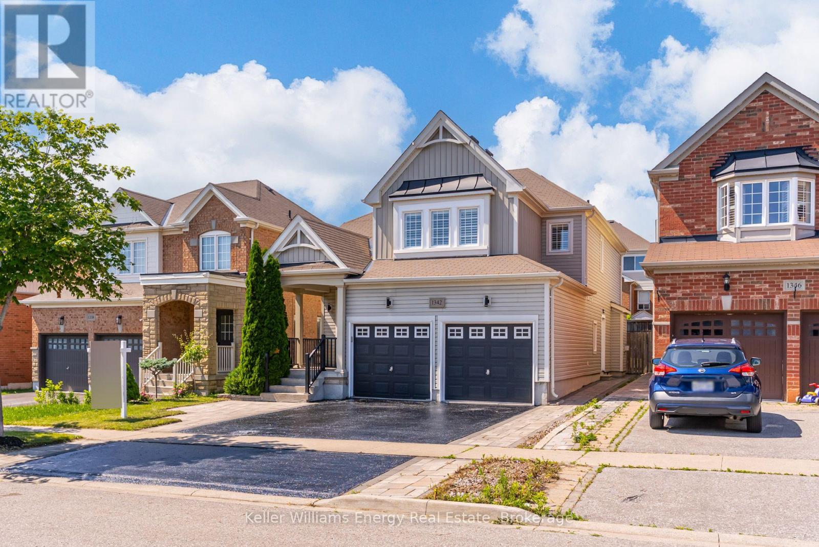1342 Harlstone Crescent, Oshawa, Ontario L1K 0N5 - Photo 2 - E13646158