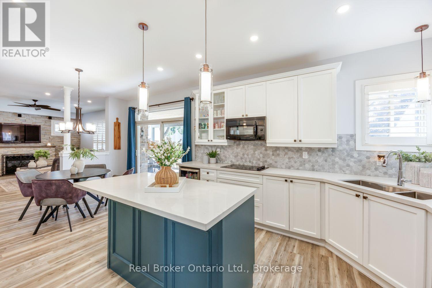 51 Brough Court, Clarington, Ontario  L1C 0B7 - Photo 14 - E13646222