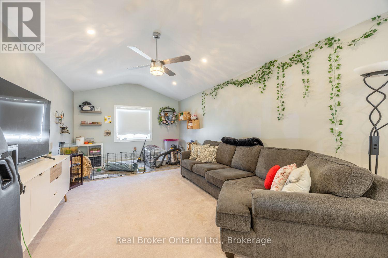 51 Brough Court, Clarington, Ontario  L1C 0B7 - Photo 33 - E13646222