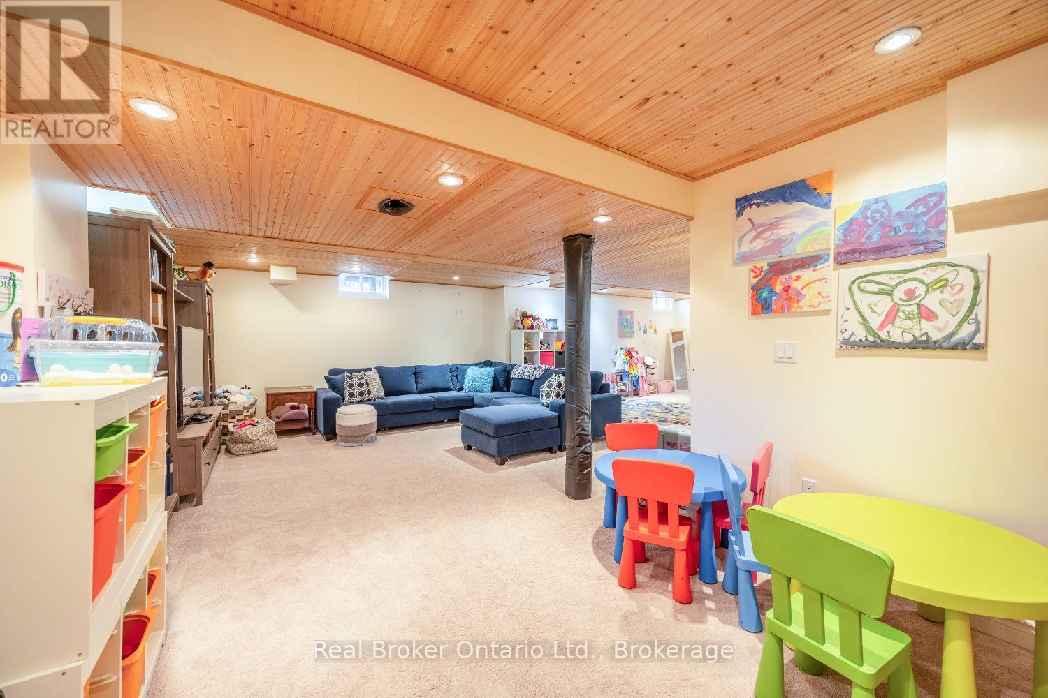 51 Brough Court, Clarington, Ontario  L1C 0B7 - Photo 38 - E13646222
